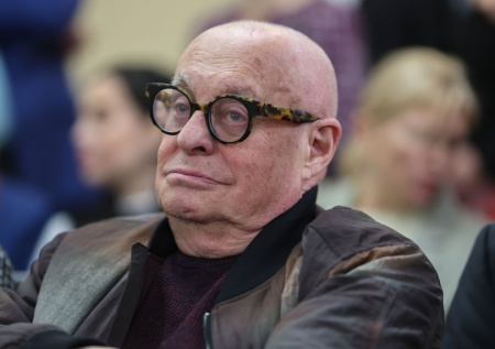 Марк Розовский рассказал, использует ли ИИ в спектаклях