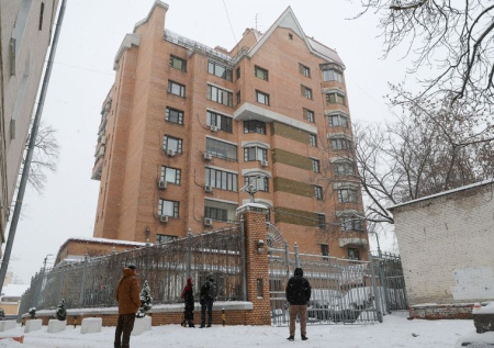 Стало известно, во сколько Долиной обошлось вскрытие дверей квартиры