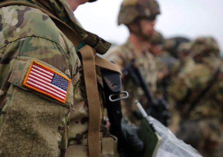 Политолог ответил, сможет ли ЕС создать мощную армию на замену американской