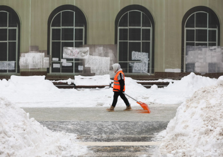 Воробьев рассказал об уборке снега в Подмосковье во время непогоды