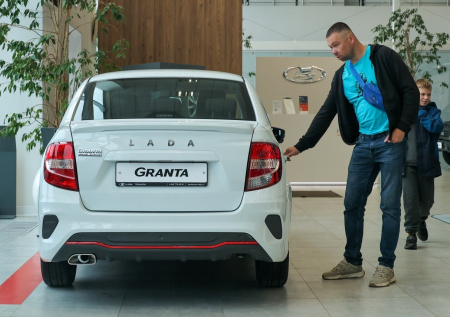 Назван самый продаваемый в России автомобиль