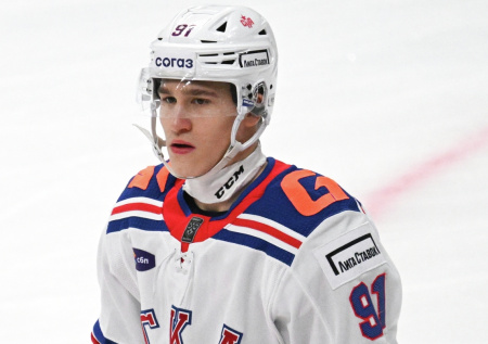 Российский хоккеист помог «Монреалю» разгромить «Ванкувер» в НХЛ