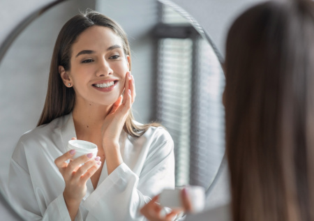 Микроиглы в креме: уколы без боли и следа — правда или миф?