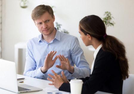 Почему отказывать людям полезно: научитесь говорить «нет» правильно