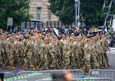 Названы условия для начала гражданской войны в США