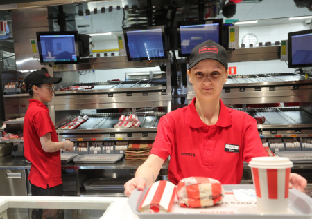 Известная компания решила провести массовые кадровые чистки