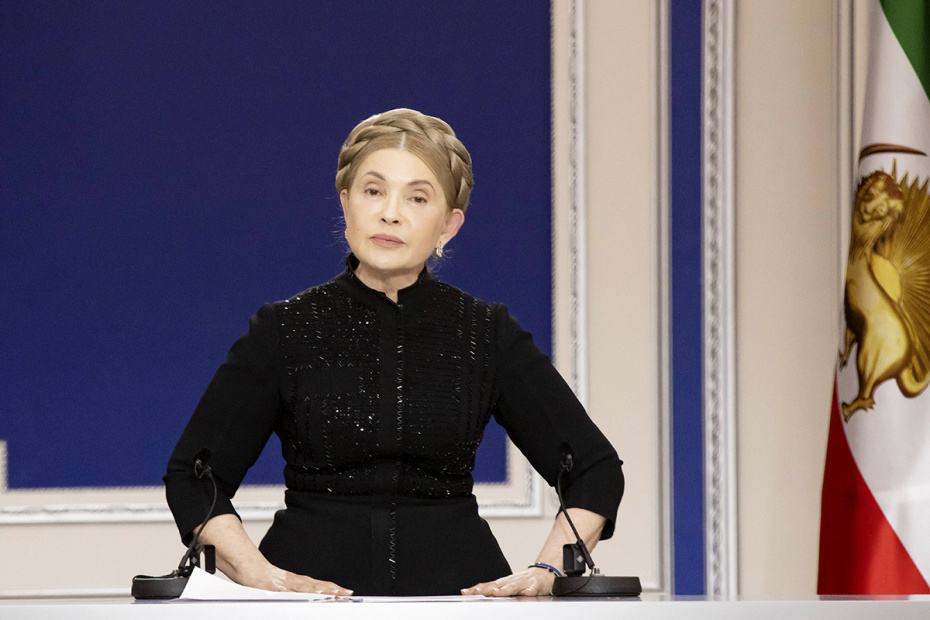 11 января 2025 года, Овер-сюр-Уаз, Франция. Юлия Тимошенко, бывший премьер-министр Украины, выступает на конференции