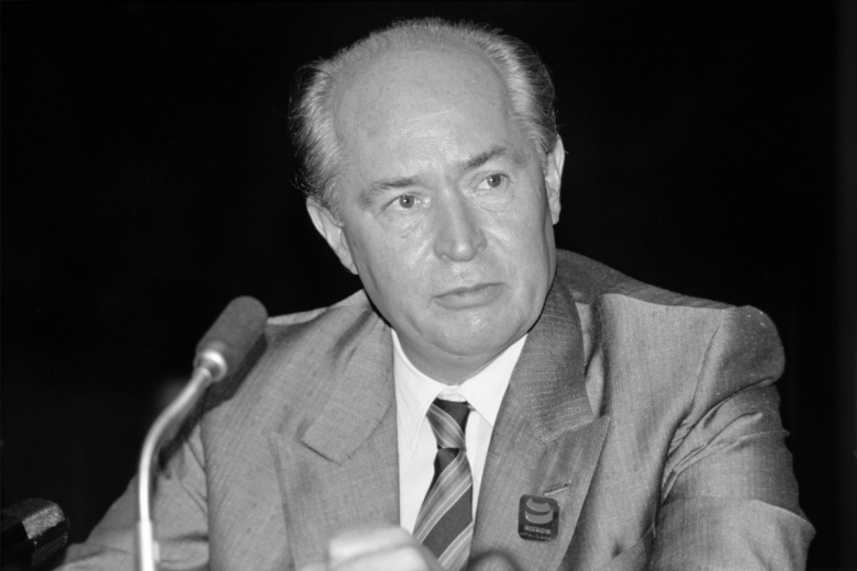 Георгиос Василиу во время выступления на IX саммите Движения неприсоединения, 1989 год