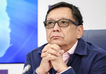 «Расслабление для мозгов»: Кончаловский о «Чебурашке», Ленине, ИИ, дураках