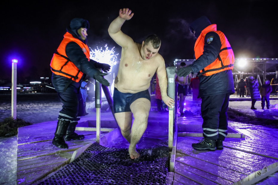 Как подготовиться к крещенским купаниям: полная инструкция для новичков