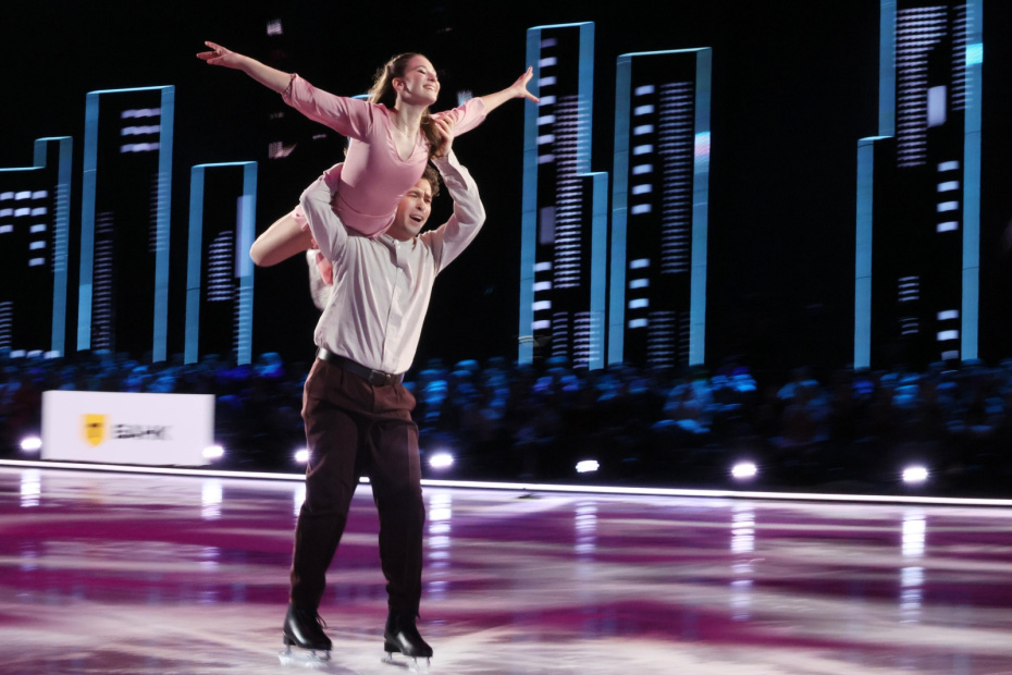 Артур Каспранов и Софья Акатьева на съемках нового сезона шоу «Ледниковый период»