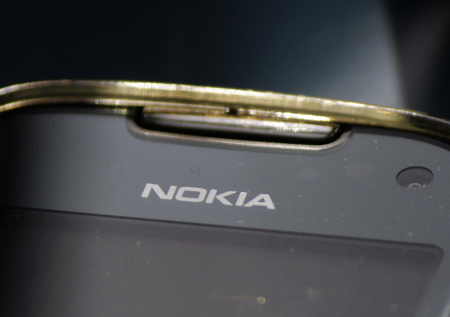 Торговец получил партию телефонов Nokia через 16 лет после заказа