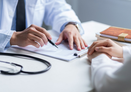 Новое российское лекарство от рака: какие опухоли лечит, как получить