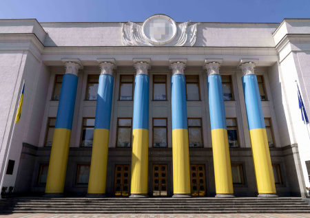 Рада сорвала план по получению денег от ЕС и МВФ