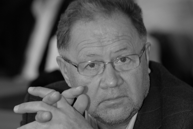 Олег Пивоваров