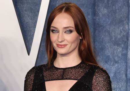 В Сети появились первые кадры с Тернер в роли Лары Крофт