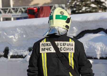 «Валит сильный дым»: очевидец о мощном взрыве в здании МВД в Сыктывкаре