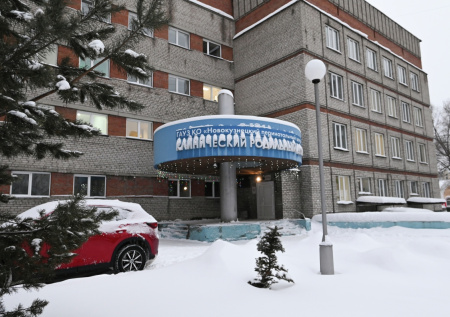 Депутат призвал проверить роддом в Новокузнецке после 170 предписаний