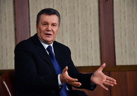 Бывшую резиденцию Януковича заняли олени