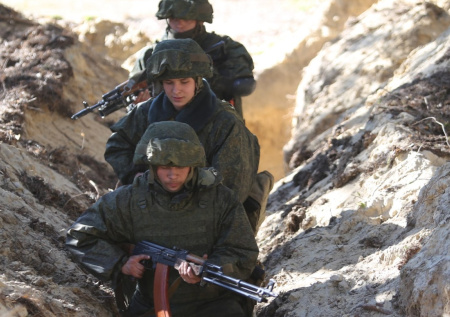 В соседней с Россией стране стартовали внезапные масштабные учения армии