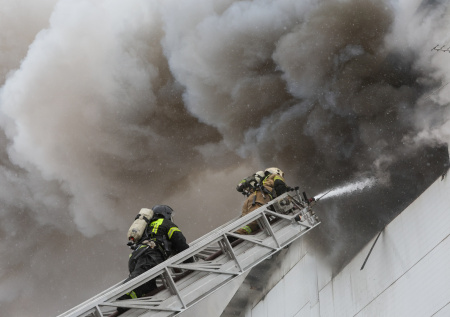 В МВД назвали причину возгорания в Сыктывкаре