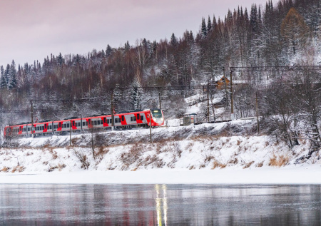 Селевой сход парализовал движение поездов в Сочи
