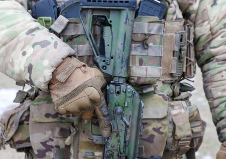 Гранатометчик закинул ТМ-ку и остановил вражеский накат за минуты