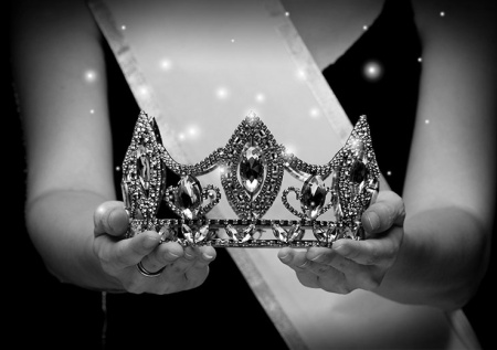 Испанская королевская семья сообщила о смерти принцессы