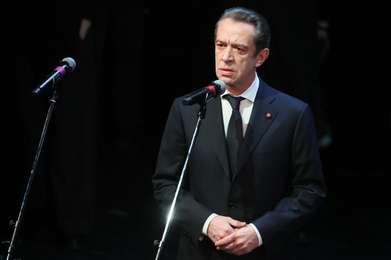 Актер Владимир Машков на церемонии прощания с ректором Школы-студии МХАТ Игорем Золотовицким в МХТ имени А. П. Чехова в Москве