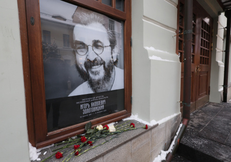 Умер ректор Школы-студии МХАТ: фото с прощания с Золотовицким