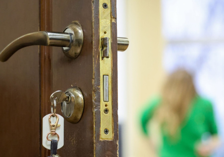 Юрист ответил, как не попасться на внезапную невменяемость продавца квартиры