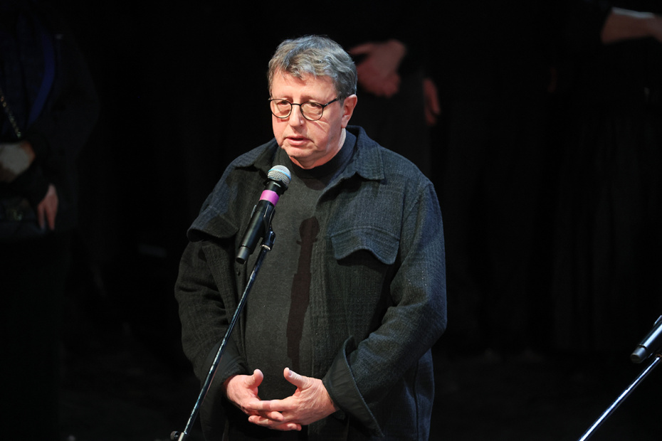 Михаил Ширвиндт на церемонии прощания с ректором Школы-студии МХАТ Игорем Золотовицким в МХТ имени А. П. Чехова в Москве