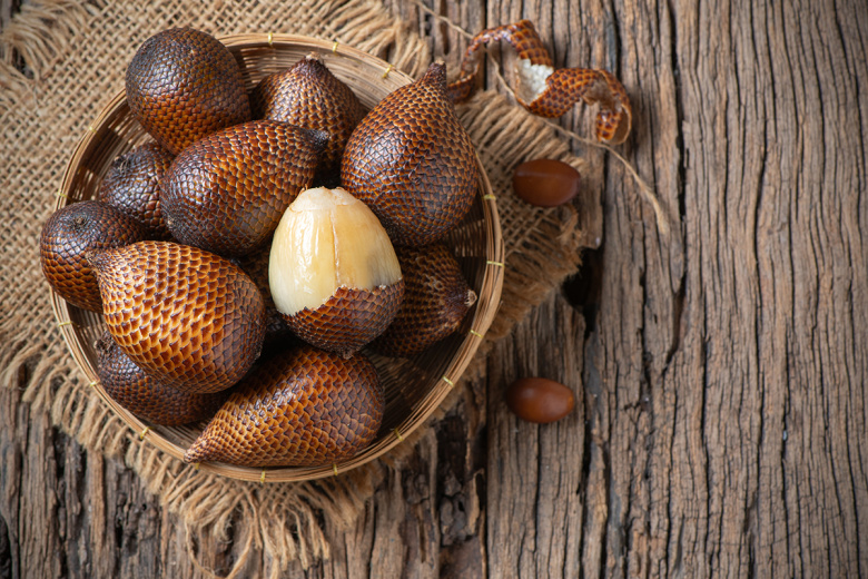 Что такое змеиный фрукт?