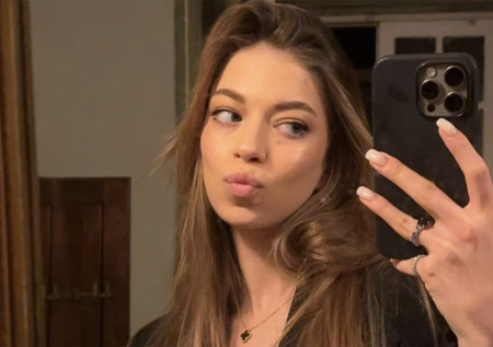 Дочь покинувшей Россию Брежневой начала распродавать брендовые вещи