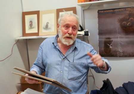 «Только в радость!»: Норштейн сам убрал снег у своего дома