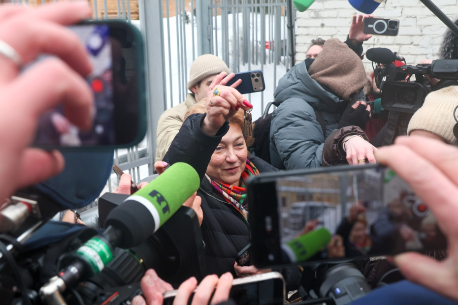 Ключи от квартиры Долиной в руках адвоката Светланы Свириденко