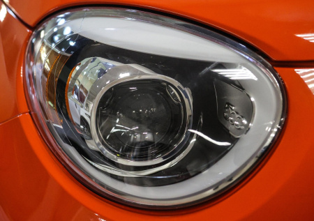 Штрафы за неисправные и нештатные фары в России могут вырасти в 10 раз