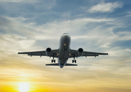 В аэропорту Махачкалы самолет выкатился за пределы ВПП