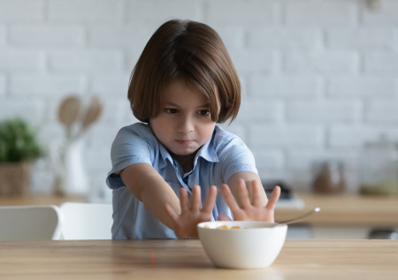 Педиатр объяснила, когда низкий аппетит у ребенка сигнализирует о проблемах