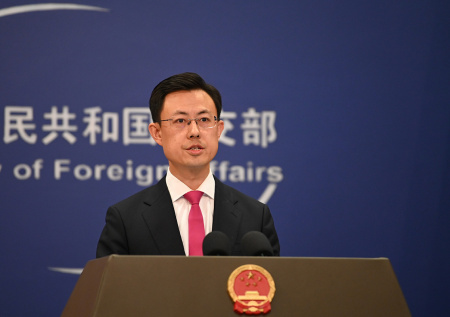 В Пекине отвергли тезис о «китайской угрозе» Гренландии