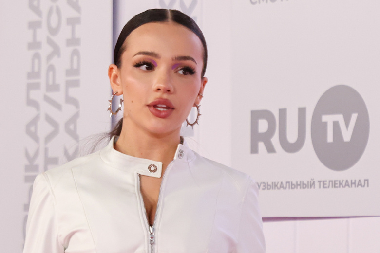 Блогер Валя Карнавал (настоящее имя — Валентина Карнаухова)