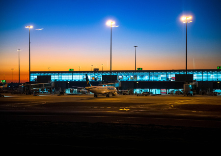 Самолет Qantas пережил сразу два инцидента в воздухе за один рейс