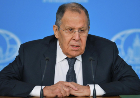 «Без обид»: Лавров предложил «укоротить» Великобританию