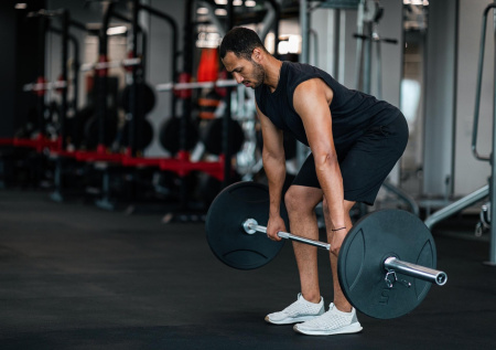 Стало известно число россиян, регулярно посещающих фитнес-клубы