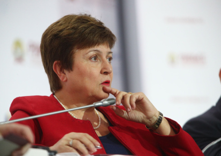 «Просто не будет»: украинцам посоветовали изображать льва и рычать по утрам