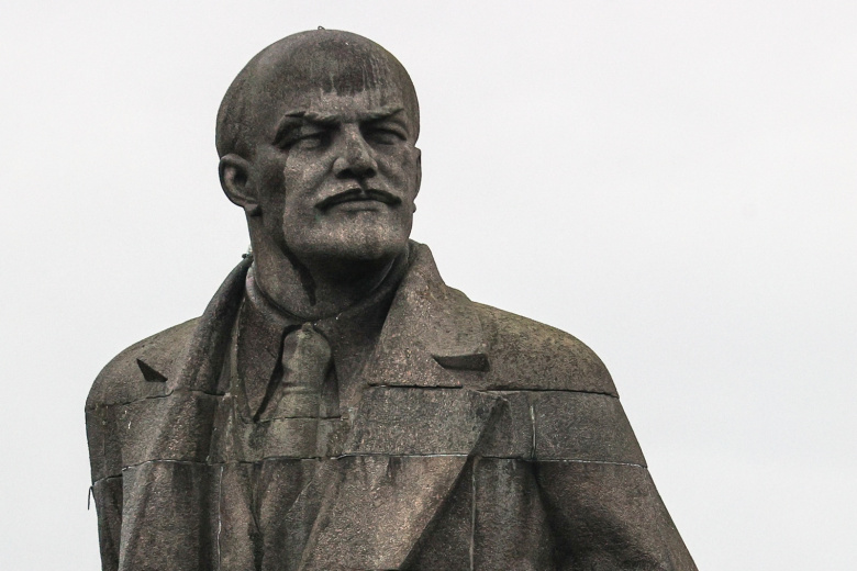 Памятник В. И. Ленину