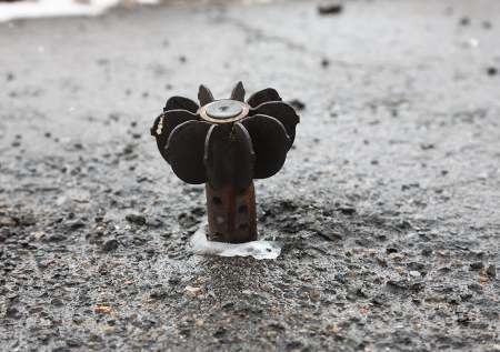 Опасная находка на улице в Белгороде встревожила администрацию