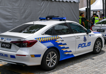 Разведенную пару арестовали за секс в отеле