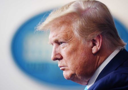 Трамп неприкрыто пригрозил ЕС из-за «торговой базуки»