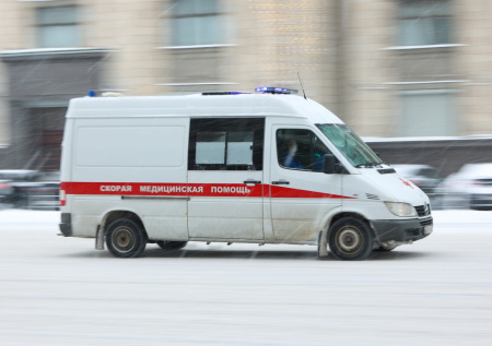 Два человека пострадали при обрушении кровли новосибирского ТЦ